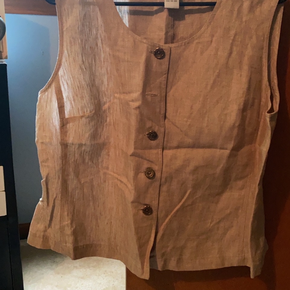 Women shrit